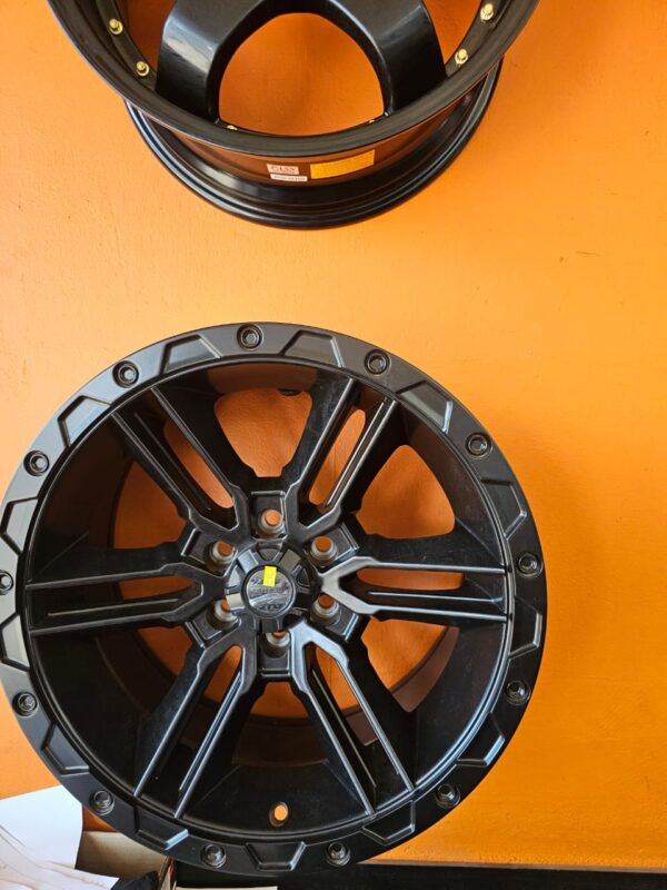 17" Alloy Wheel for Nissan Navara – Black Machined Finish - Image 2